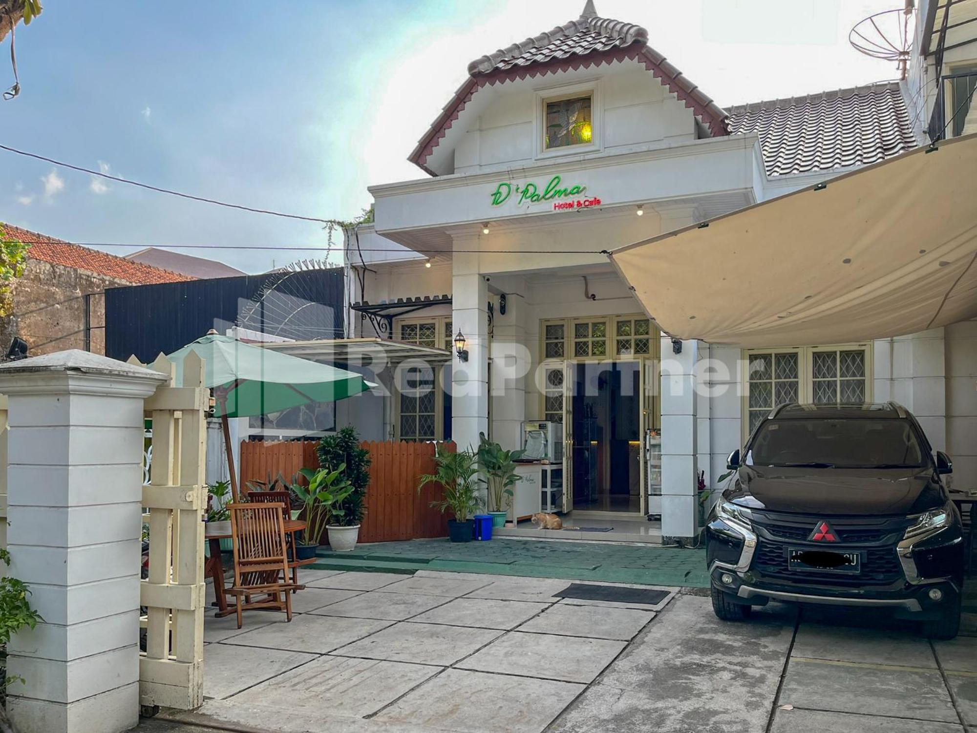 D Palma Near Lokananta Manahan Mitra Reddoorz Solo Buitenkant foto